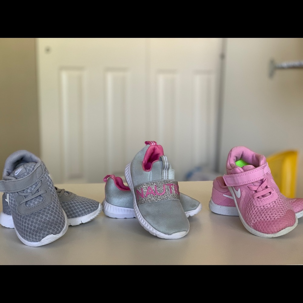 Toddler shoes. Size 7C.